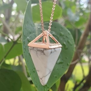 White turquoise necklace